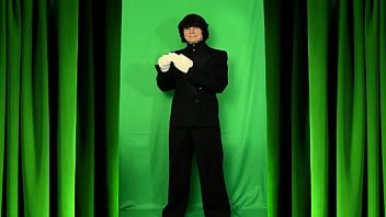 play Männliche Stripperin gibt dir, wonach du gefragt hast - ein langsam neckender Striptease