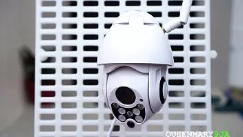 Putar Saya curiga istri saya telah meniduri j saya. saudara, saya memutuskan untuk memasang kamera cctv di rumah saya untuk mengekspos mereka
