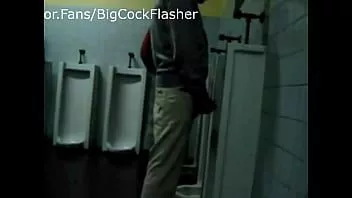Play Exhibitionist compilation bigcockflasher (hey piggies, remember this?)