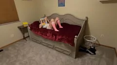 play Dorințele interzise ale tatălui vitreg: Trio lesbiene tabu și creampie