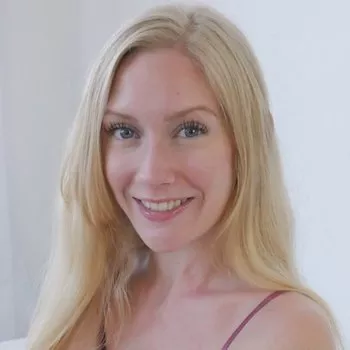 Bintang porno Emma Starletto