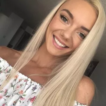 Porno Yıldızı Molly Mae