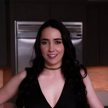 Actrita Kyra Rose